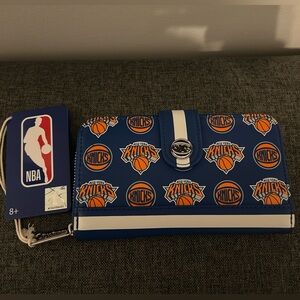 Loungefly NBA New York Knicks Blue and Orange Zip-Around Wallet NWT